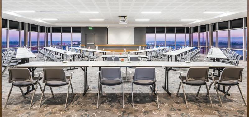 מלון Courtyard By Marriott Bogota Airport מראה חיצוני תמונה